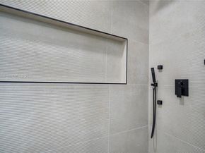 281 NW 52nd St 281, Miami FL 33127