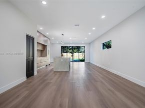 281 NW 52nd St 281, Miami FL 33127