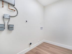 281 NW 52nd St 281, Miami FL 33127