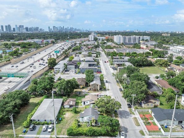 6545 NW 6th Ave, Miami FL 33150
