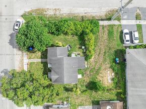 6545 NW 6th Ave, Miami FL 33150