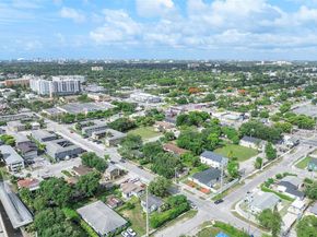 6545 NW 6th Ave, Miami FL 33150