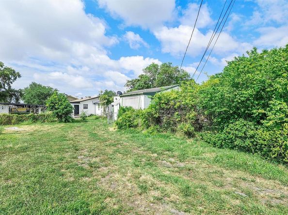 6545 NW 6th Ave, Miami FL 33150