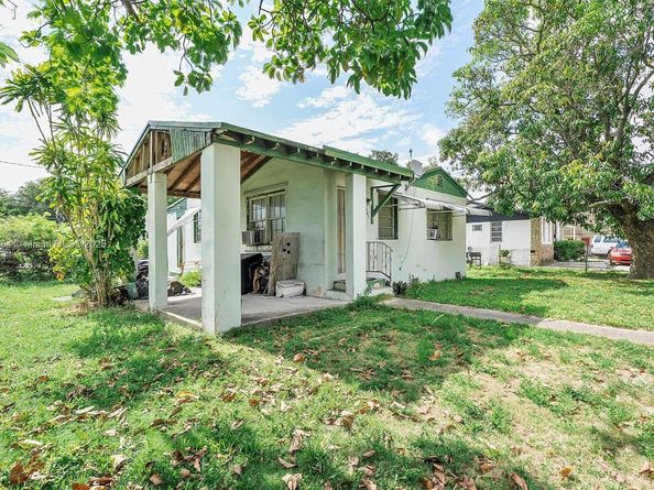 6545 NW 6th Ave, Miami FL 33150