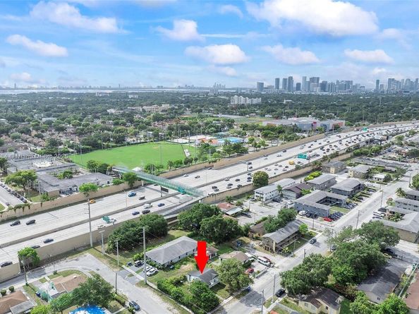 6545 NW 6th Ave, Miami FL 33150