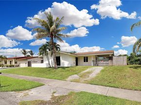 15840 SW 105th Ct, Miami FL 33157