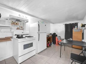 811 NW 24th Ct, Miami FL 33125