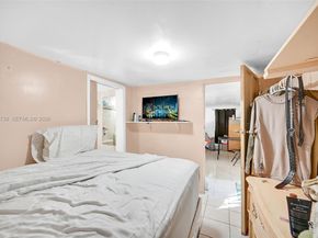 811 NW 24th Ct, Miami FL 33125