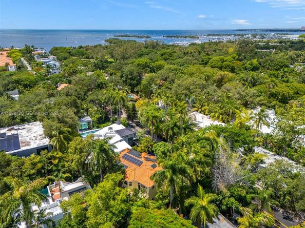 3211 Morris Ln, Miami FL 33133