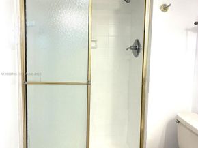 2450 NE 135th St 410, North Miami FL 33181