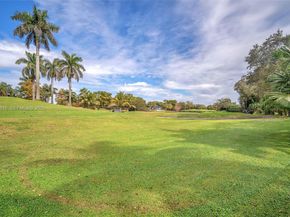 107 Heatherbrook Way 145, Hollywood FL 33021