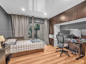 107 Heatherbrook Way 145, Hollywood FL 33021