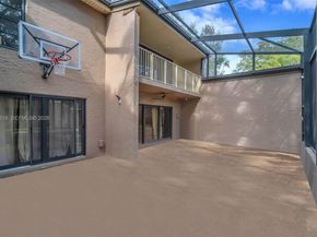 107 Heatherbrook Way 145, Hollywood FL 33021