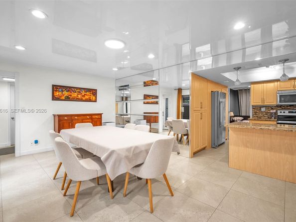 107 Heatherbrook Way 145, Hollywood FL 33021