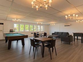 120 Golden Isles Dr 33B, Hallandale Beach FL 33009