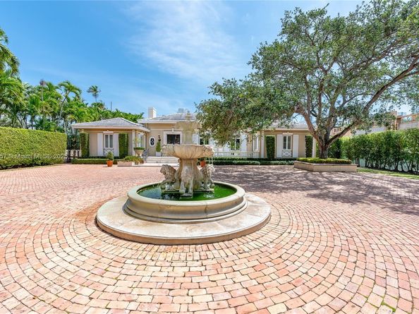 4539 Pine Tree Dr, Miami Beach FL 33140