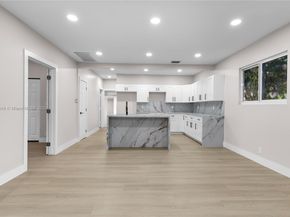 559 NW 2nd St, Florida City FL 33034