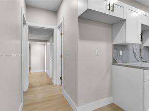 559 NW 2nd St, Florida City FL 33034