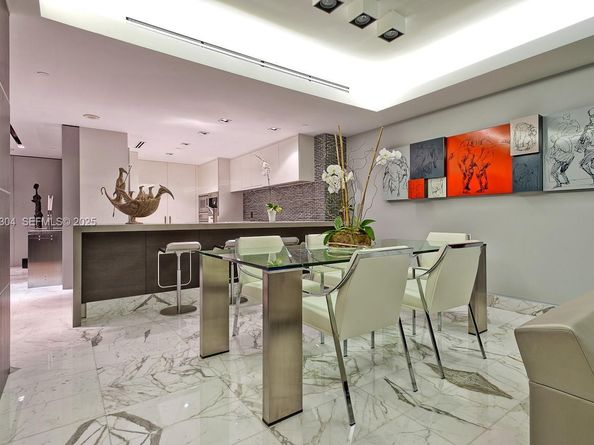 1331 Brickell Bay Dr 4309, Miami FL 33131