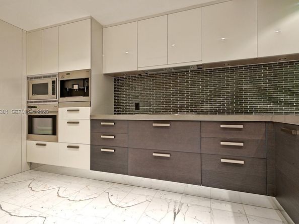 1331 Brickell Bay Dr 4309, Miami FL 33131