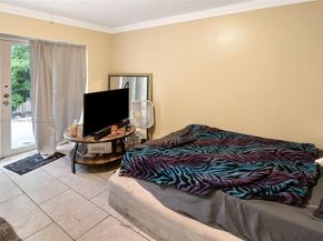 1348 Seaview Dr, North Lauderdale FL 33068