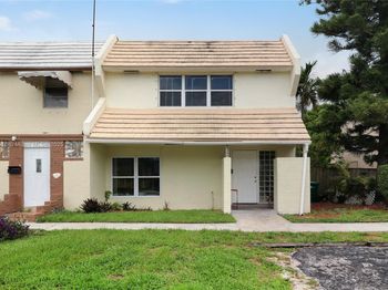 1348 Seaview Dr