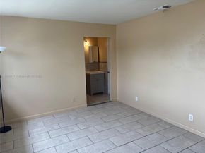 1348 Seaview Dr, North Lauderdale FL 33068
