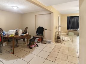 1348 Seaview Dr, North Lauderdale FL 33068