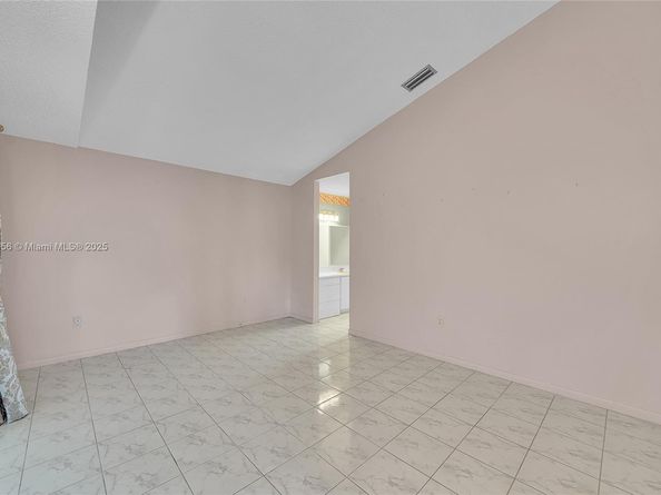 9828 SW 58th Ct, Cooper City FL 33328