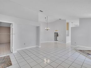 9828 SW 58th Ct, Cooper City FL 33328