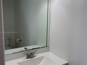 2415 NW 16th St Rd 103, Miami FL 33125