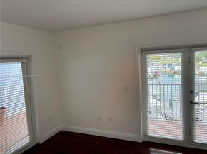 2415 NW 16th St Rd 103, Miami FL 33125