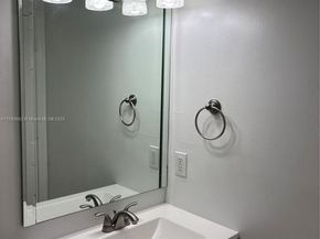 2415 NW 16th St Rd 103, Miami FL 33125