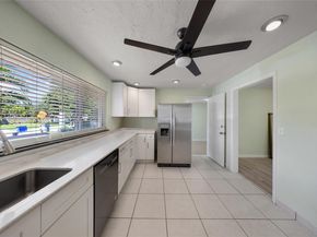 1320 NE 27th Ave, Pompano Beach FL 33062