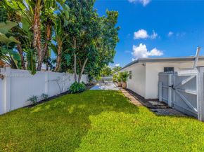 1320 NE 27th Ave, Pompano Beach FL 33062