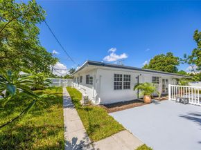 1320 NE 27th Ave, Pompano Beach FL 33062