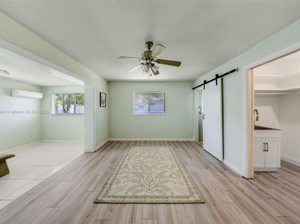 1320 NE 27th Ave, Pompano Beach FL 33062