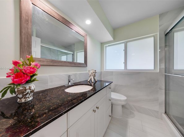 1320 NE 27th Ave, Pompano Beach FL 33062