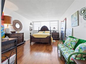 1470 NE 125th Ter PH9, North Miami FL 33161