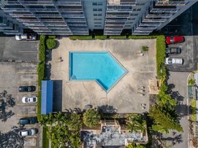 1470 NE 125th Ter PH9, North Miami FL 33161