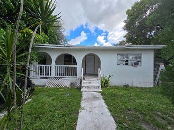 1817 NW 90th St