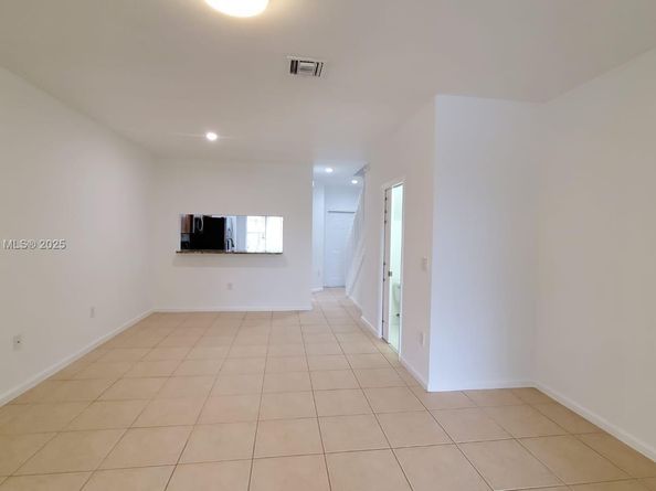 8222 SW 27th St 103, Miramar FL 33025