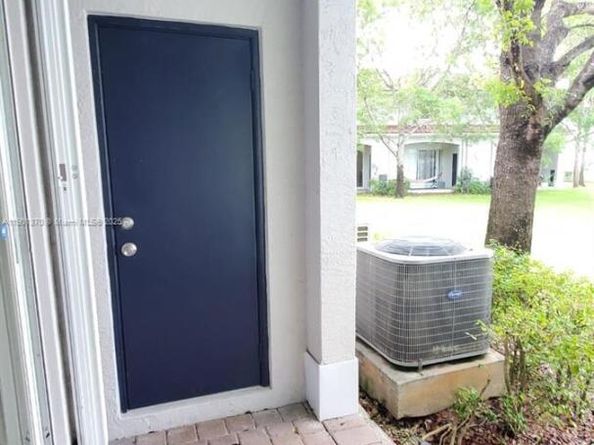 8222 SW 27th St 103, Miramar FL 33025