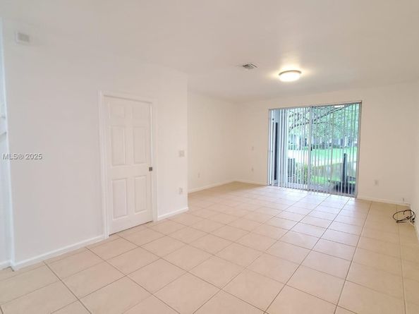 8222 SW 27th St 103, Miramar FL 33025