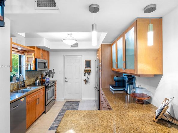 801 NE 18th Ave #1-4, Fort Lauderdale FL 33304
