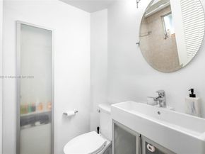 801 NE 18th Ave #1-4, Fort Lauderdale FL 33304