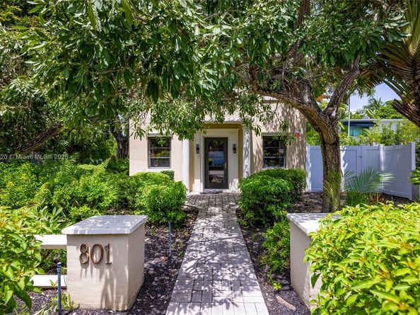 801 NE 18th Ave #1-4, Fort Lauderdale FL 33304