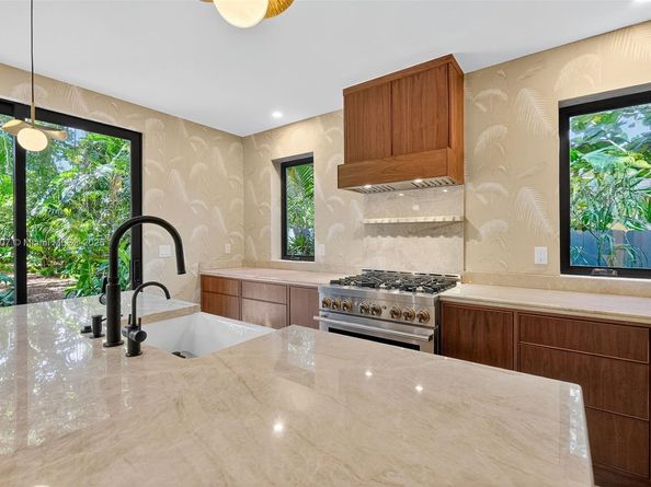 2330 Overbrook St, Coconut Grove FL 33133