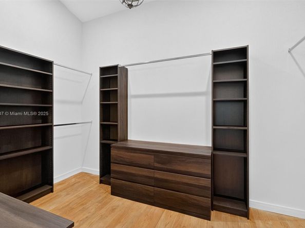 2330 Overbrook St, Coconut Grove FL 33133