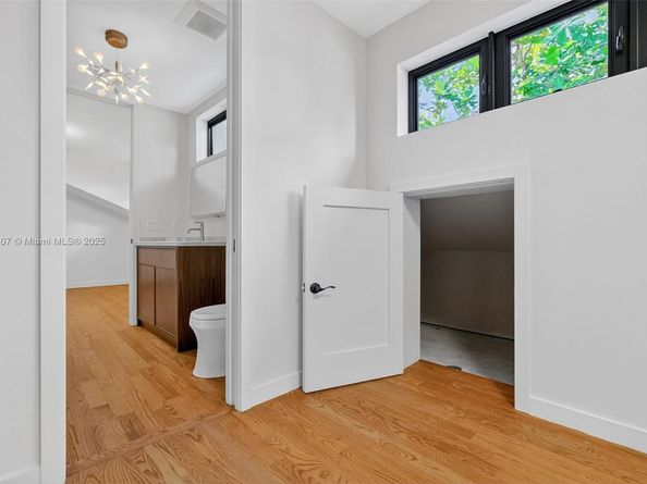 2330 Overbrook St, Coconut Grove FL 33133